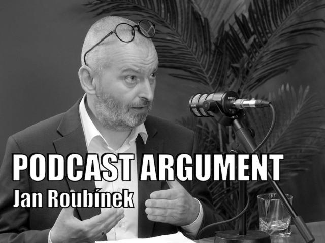 Historik Jan Roubínek vysvetľuje, ako nacisti zneužili Terezín na propagandu a oklamali delegáciu Červeného kríža.